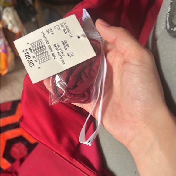 Strapless crimson thigh slit David’s Bridal gown - Picture 5 of 6